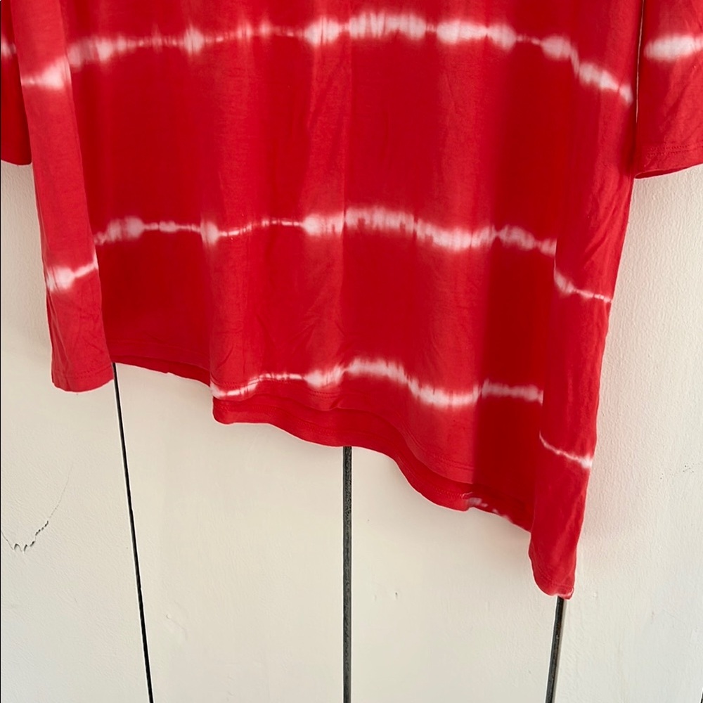 Orange Tie-Dye V-Neck Women's Top XL 3/4 Length Sleeve A symmetrical hem line. - Picture 4 of 6